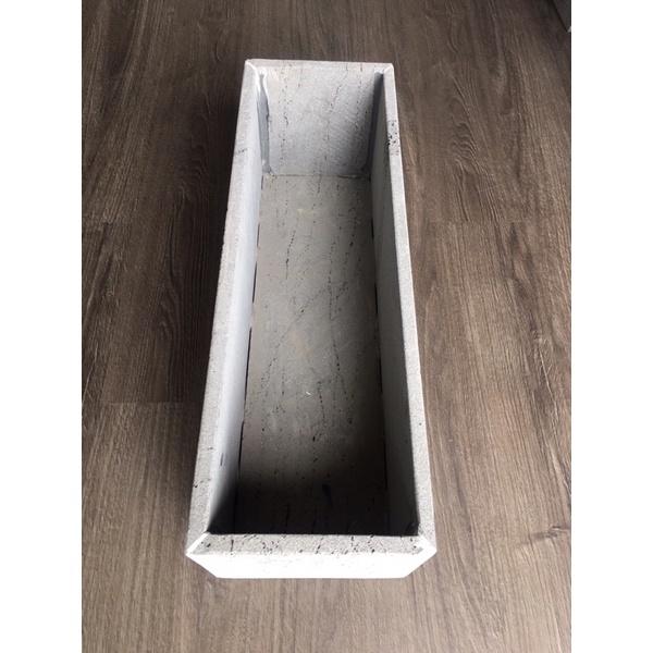 Chậu trồng cây chữ nhật dài D60xC20XR20, màu xám đẹp, chất liệu đá tổ ong kiến bò giữ ẩm đất cây phát triển nhanh