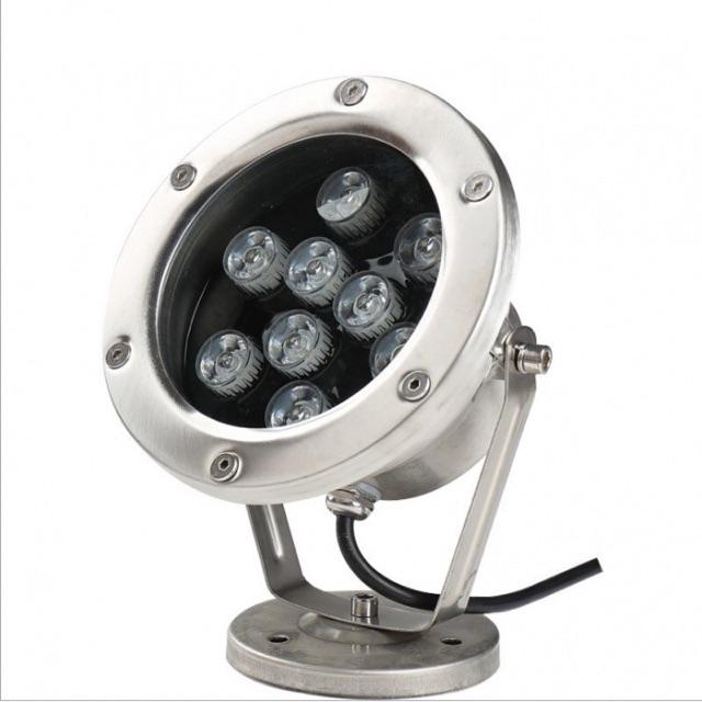 Đèn pha led 9W đặt âm nước cho hồ KOI