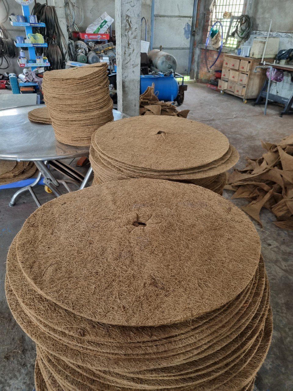 Combo 5 Tấm Xơ Dừa Chống cỏ, Lót chậu, Giữ Ẩm Đất, Giá Thể Cây Trồng, Đường kính 50cm