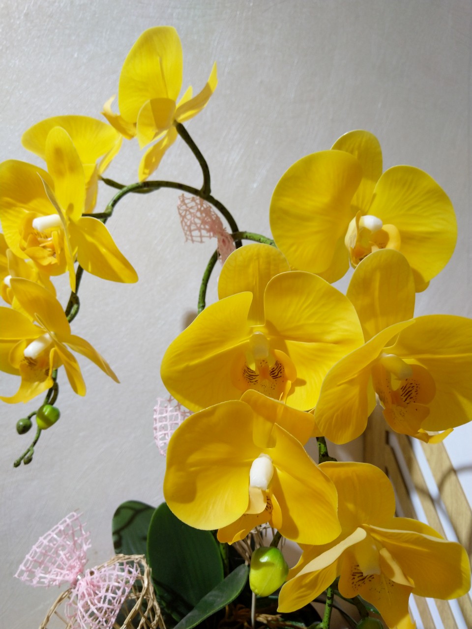 Chậu hoa lan hồ điệp giả 2 cành trang trí cao cấp-
