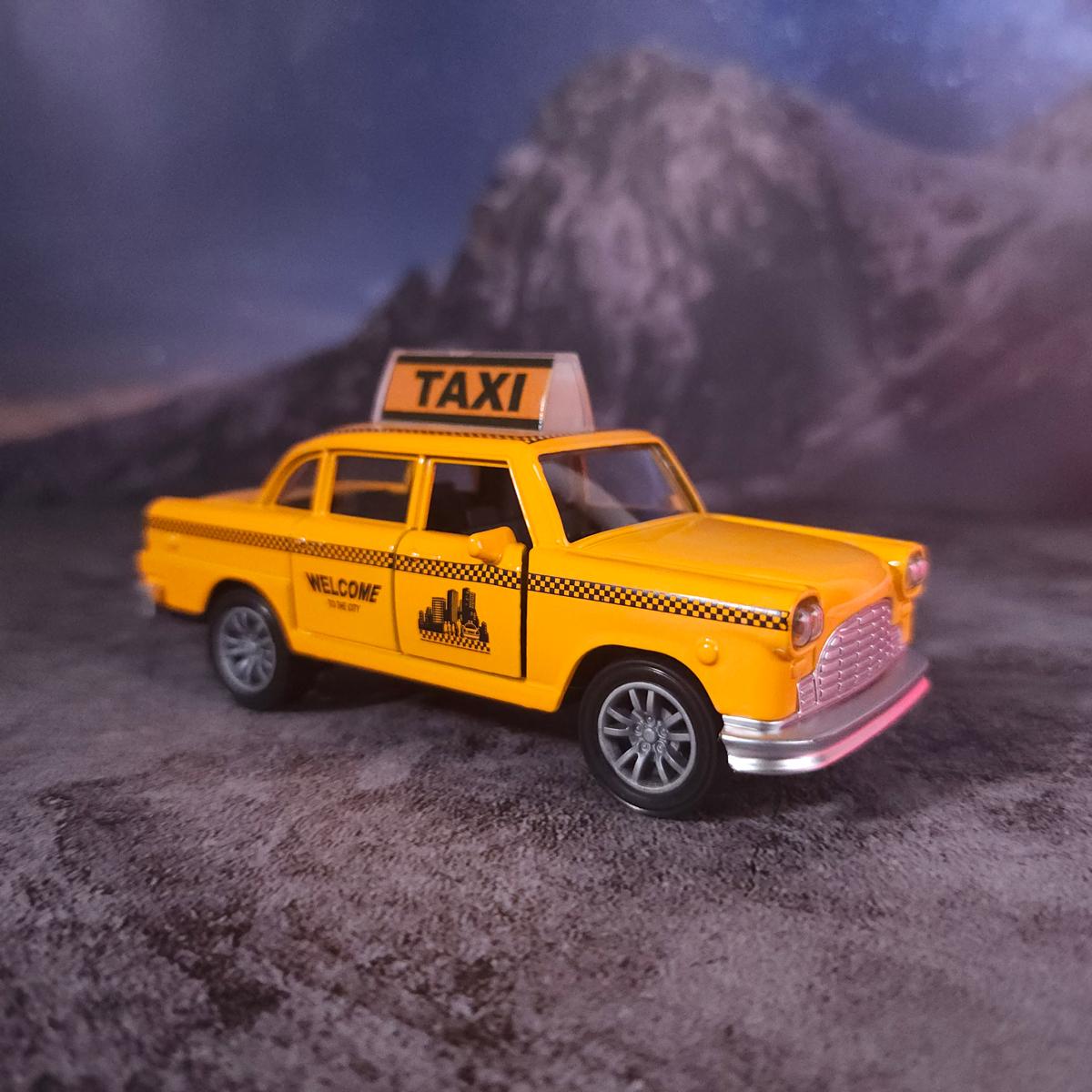 Đồ Chơi Mô Hình Xe Taxi Chạy Trớn - Toys&amp;Joys 53224 - Màu Vàng