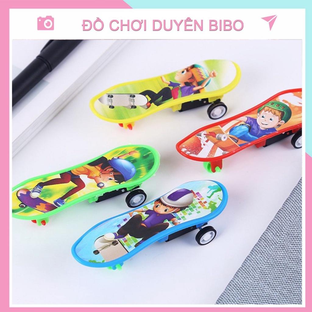 Ván trượt mini đồ chơi trẻ em dài 9cm