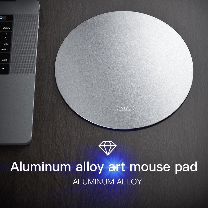 Miếng Lót Chuột Nhôm nguyên khối cho Laptop Macbook (Aluminium mouse Pad