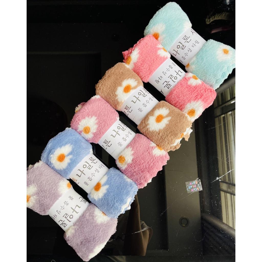 Khăn mặt lông cừu cao cấp, hoa cúc, KT 30x50cm