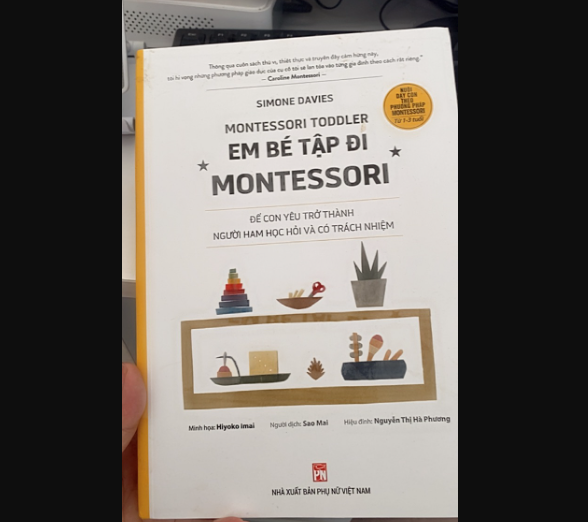 Sách - Em Bé Tập Đi Montessori - Simone Davies