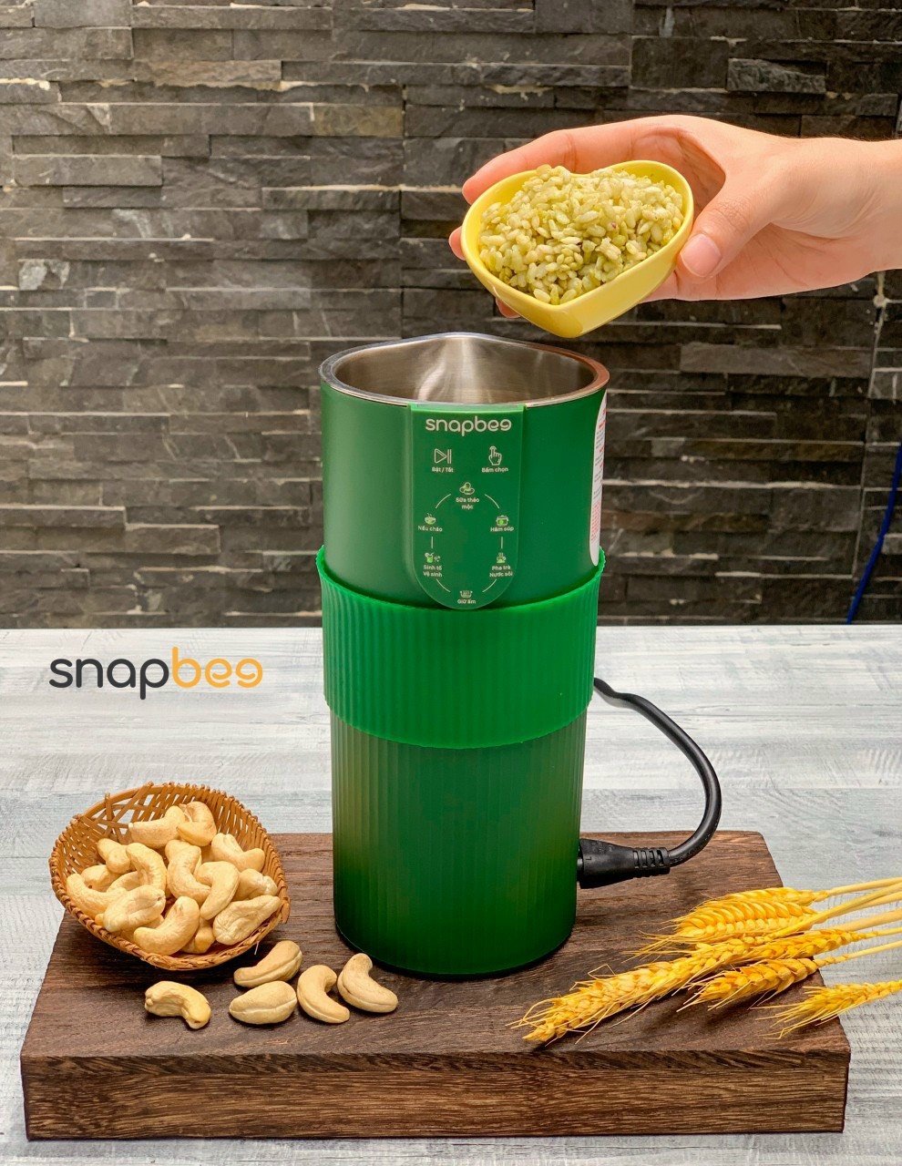 Máy làm sữa hạt mini Snapbee SK-205VN- dung tích 300ml 5 chức năng tiện lợi - Hàng chính hãng