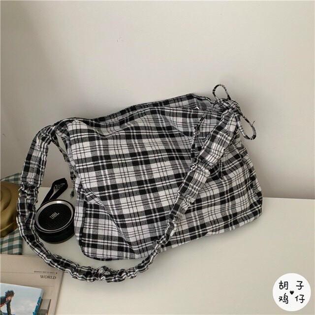 Túi vải đeo chéo caro canvas