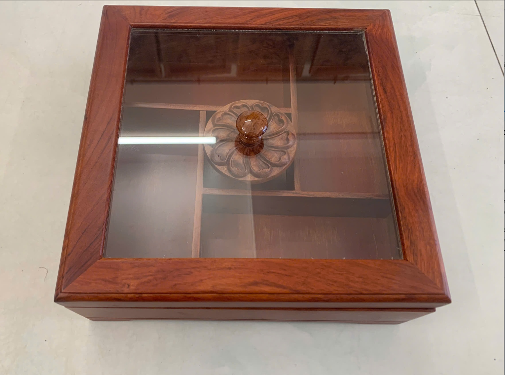 Khay Bách Mứt Tết Hộp Vuông 5 Ngăn Cao Cấp