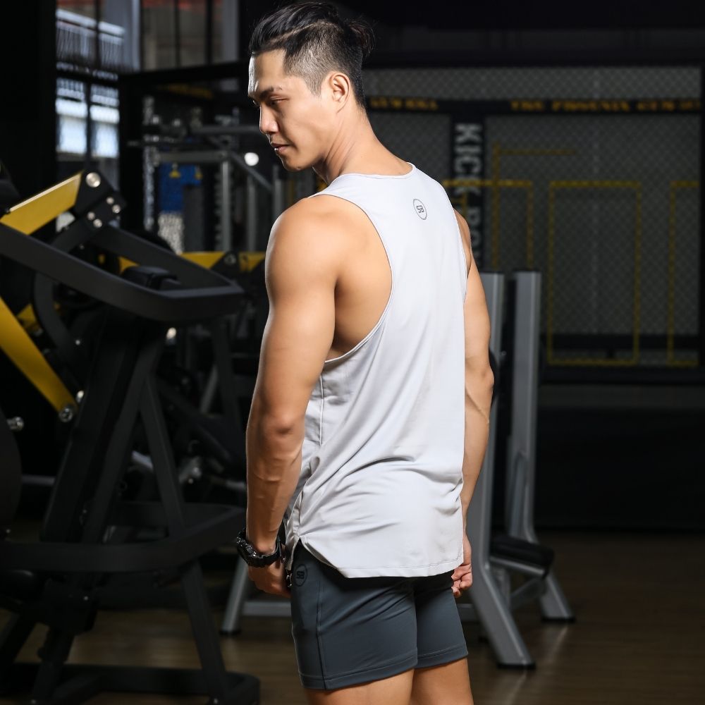 Áo ba lỗ tank top xẻ tà nam Simple Basic, thấm hút mồ hôi, co giãn tốt, thích hợp cho các môn thể thao như gym, nhiều màu lựa chọn