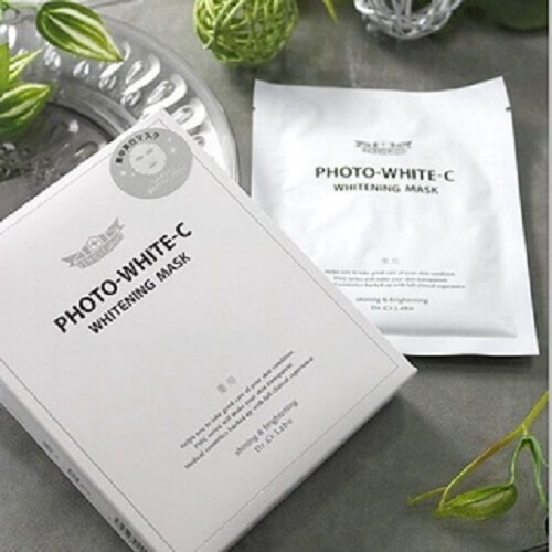 Mặt Nạ Dưỡng Da Mặt Dr.Ci:Labo White C Whitening Mask Cấp Ẩm Và Dưỡng Trắng Mịn Dành Cho Loại Da Khô
