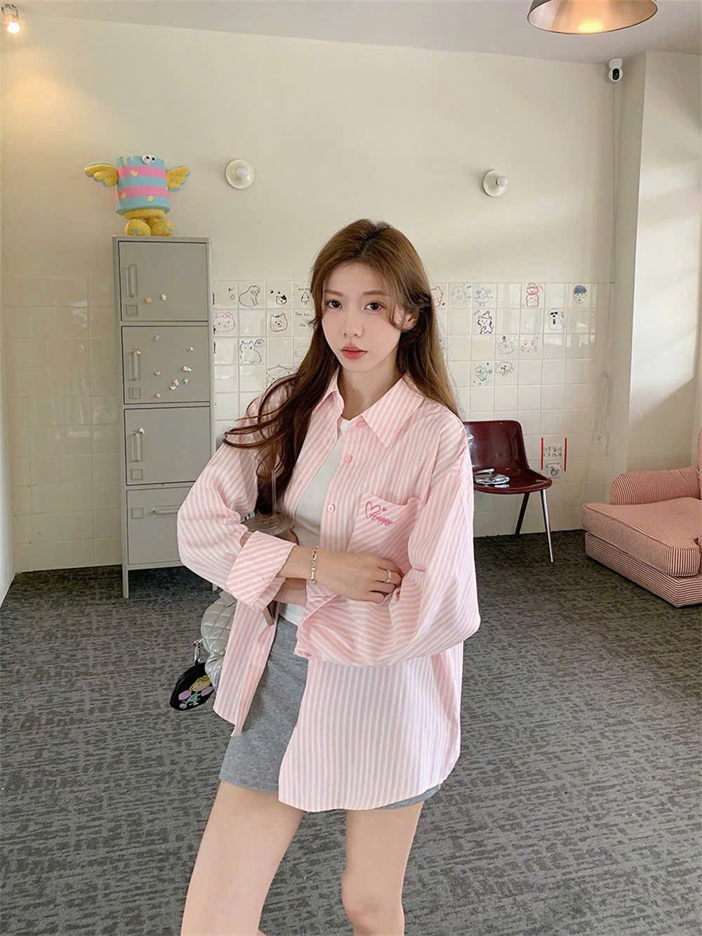 Áo sơ mi nữ form rộng 2N Unisex somi khoác ngoài thêu chữ Happy