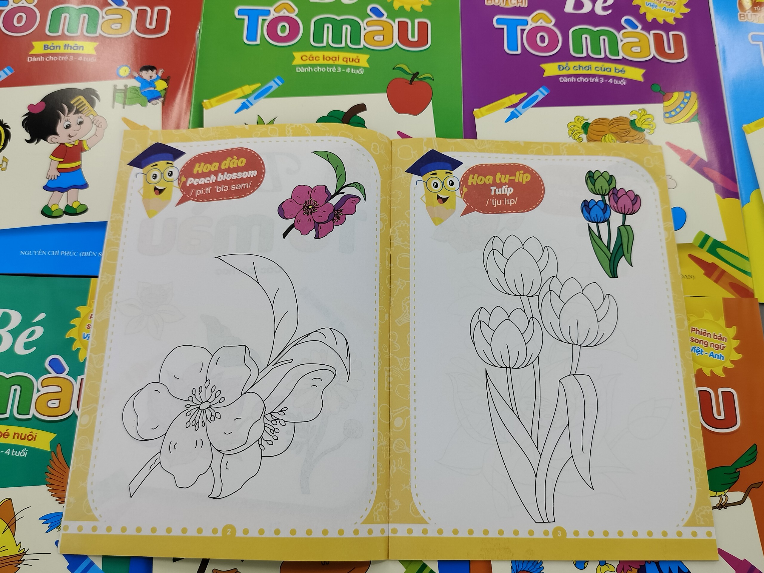 Sách - Combo 8 cuốn Bé tô màu nhiều chủ đề song ngữ Việt Anh cho trẻ từ 3-4 tuổi