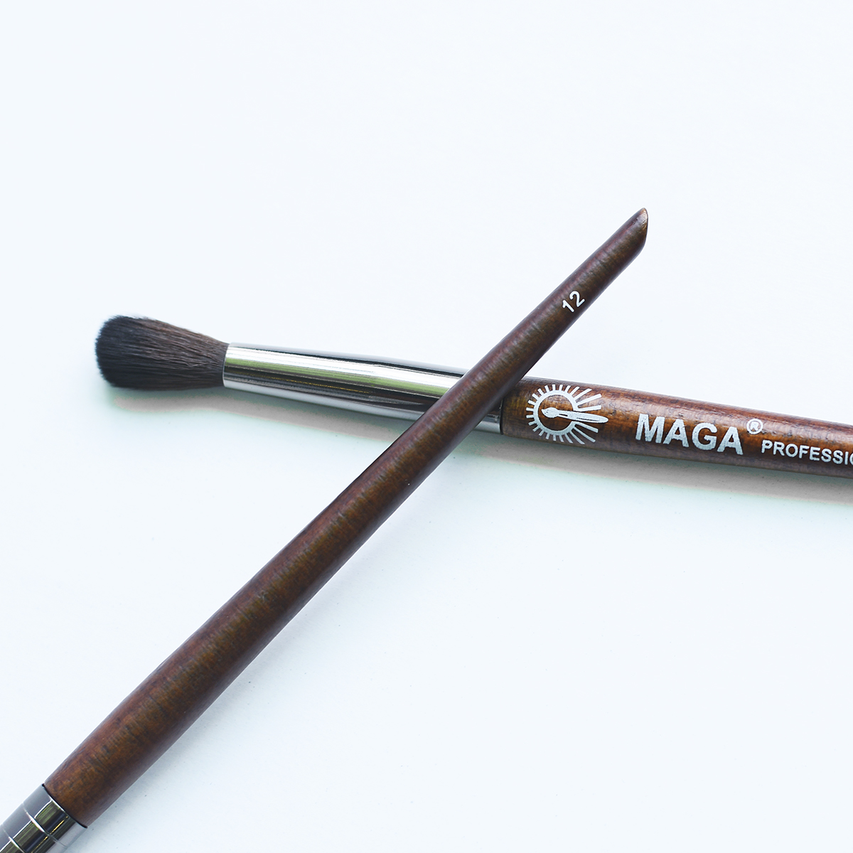 Cọ Blending Mắt MAGA BLENDER BRUSH 12