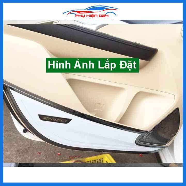 Bộ ốp màng loa vân Titan cho xe Xpander 2018-2019-2020-2021-2022 chống xước trang trí nội thất ô tô