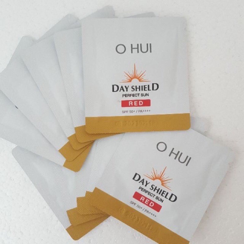 Gói Kem Chống Nắng OHUI Day Shield Perfect Sun Red SPF50+/PA++++ 1ml/gói