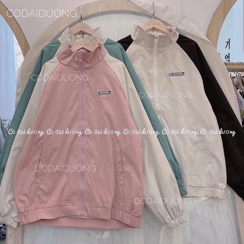 Áo Khoác dù 2 lớp không nón phối tay thêu logo unisex ulzang nam nữ