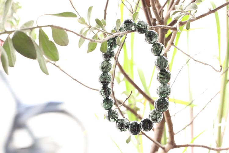 Vòng Thạch Anh Tóc Xanh Đậm Myanmar 10mm Ngọc Quý Gemstones VT132