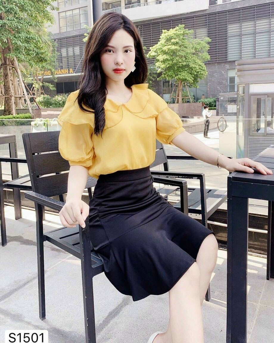 SÉT ÁO LỤA CỔ BÈO VÀ CHÂN VÁY NHÚN
