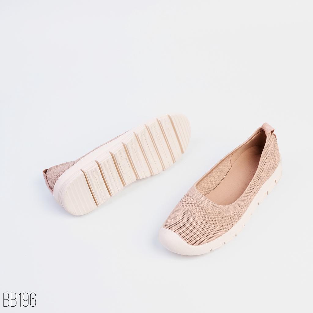 Giày Slip on nữ Hà Huyền Shoes mũi len lỗ đế răng dáng thể thao - BB196