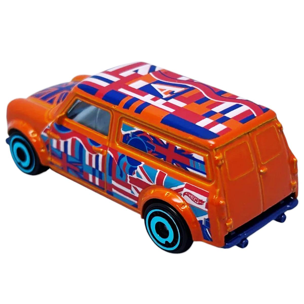Siêu Xe Hot Wheels C4982 - 169/250 - 67 Austin Mini Van (Mẫu Màu Giao Ngẫu Nhiên)