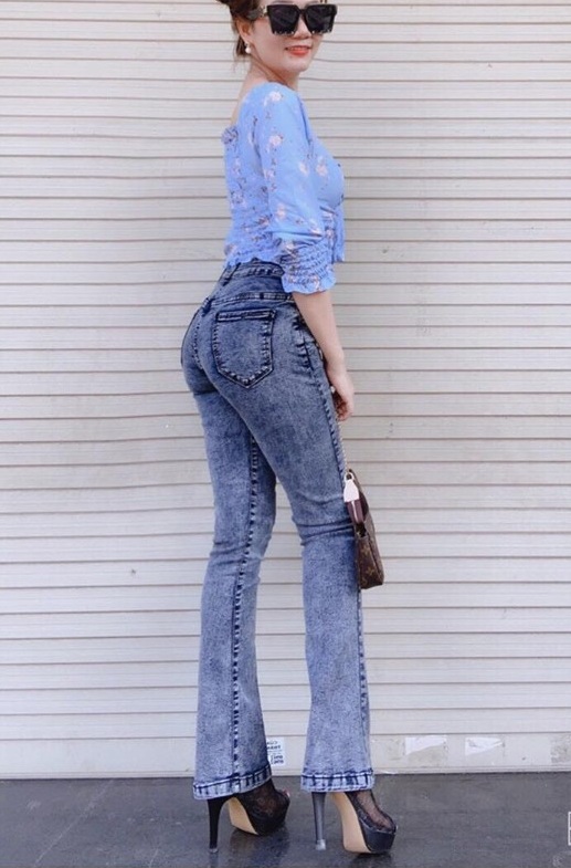 Quần Jeans Nữ Ống Loe Dài Lưng Cao Co Giãn Màu Xám Đen
