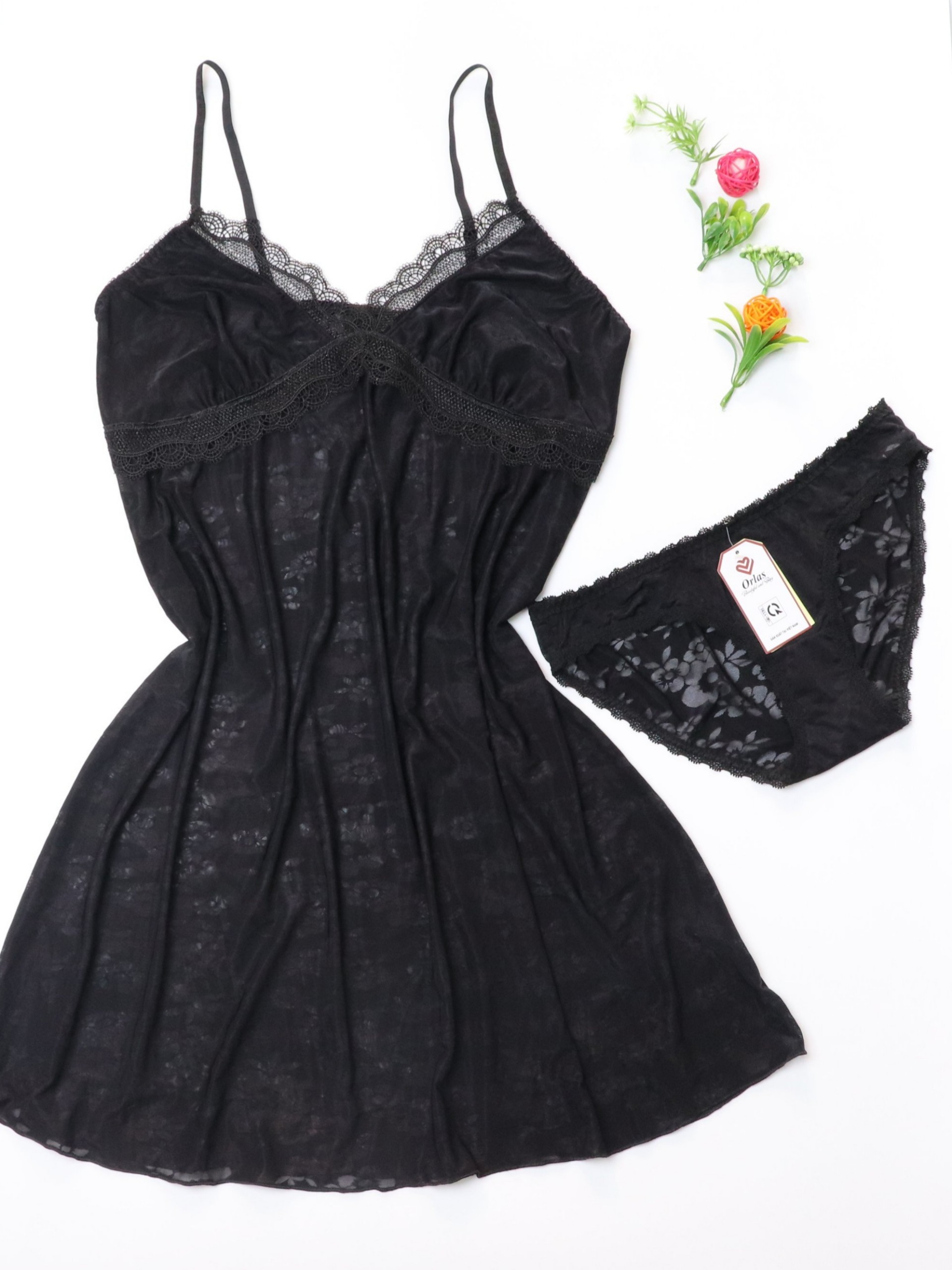 Váy Ngủ Nữ Lụa 2 Dây Sexy, Dễ Thương Viền Ren Kèm Quần Lót Đồng Bộ Orla BE439 và BE89