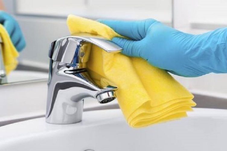 Nước lau sàn, sáng bóng thiết bị inox Degrasan BC2