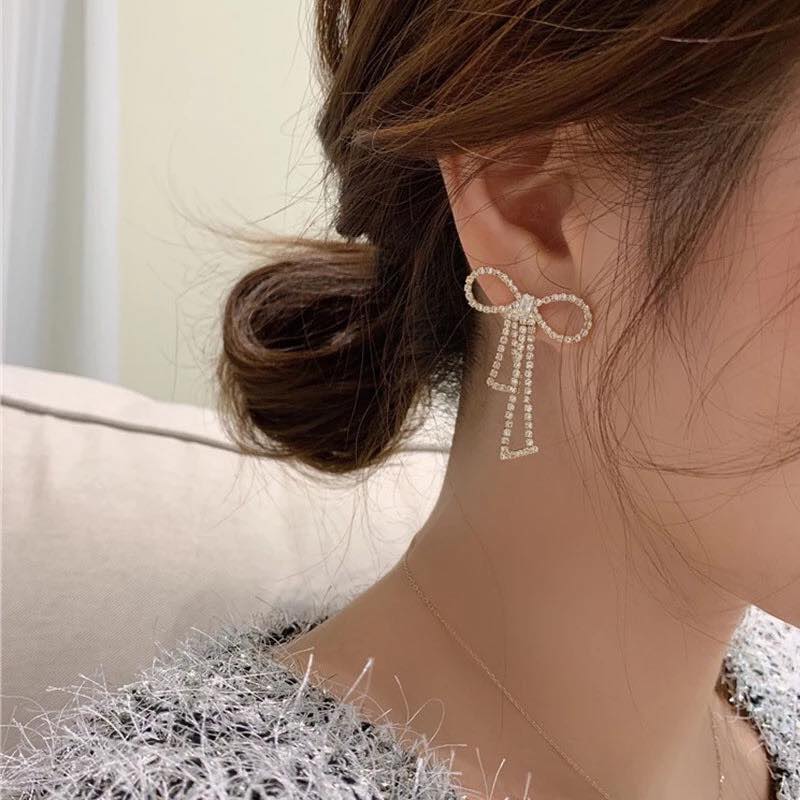 Earrings đeo tai hình nơ gắn đá thời trang cao cấp