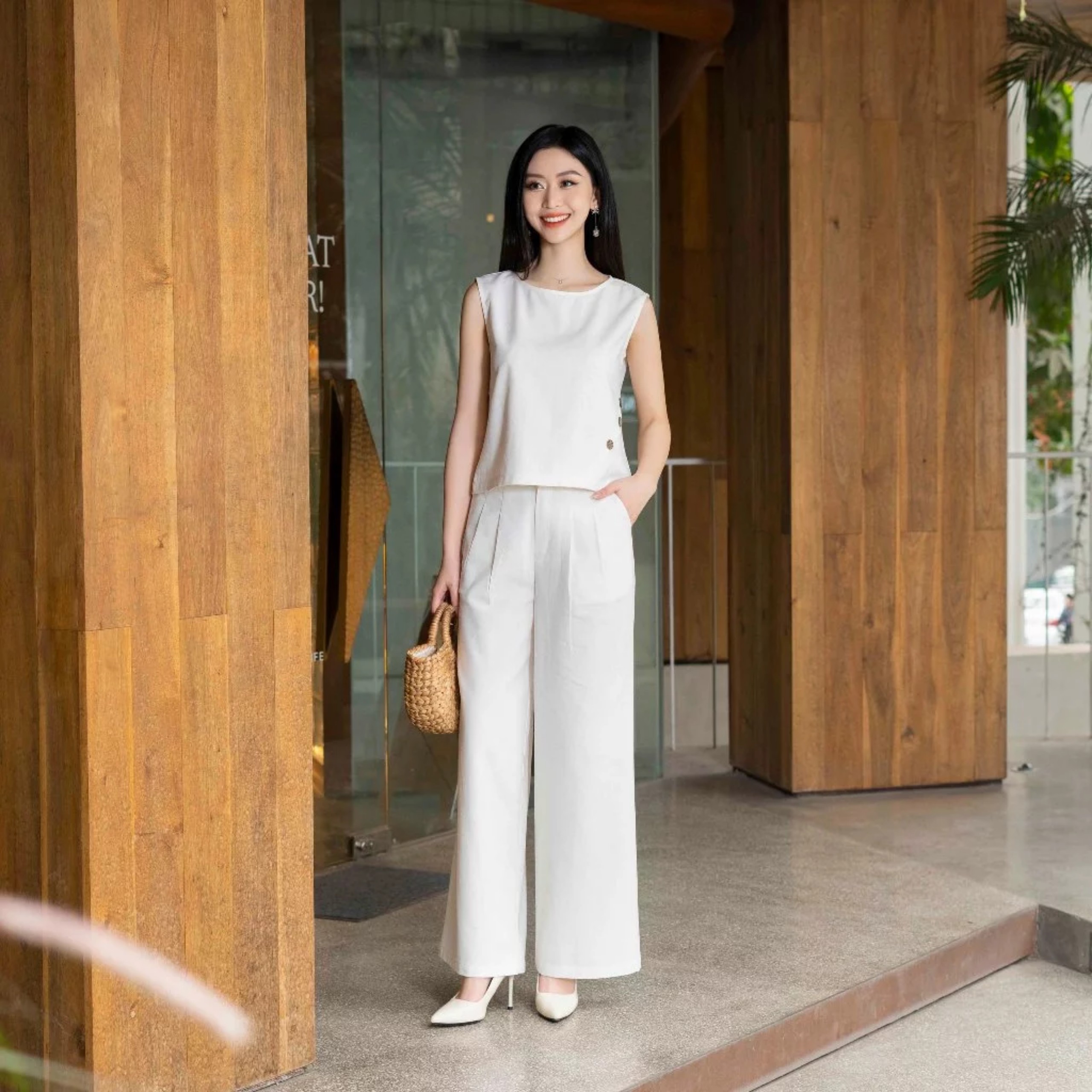 Set áo sát nách và quần ống rộng có họa tiết cúc chéo sườn basic, chất liệu linen thoáng mát BV07