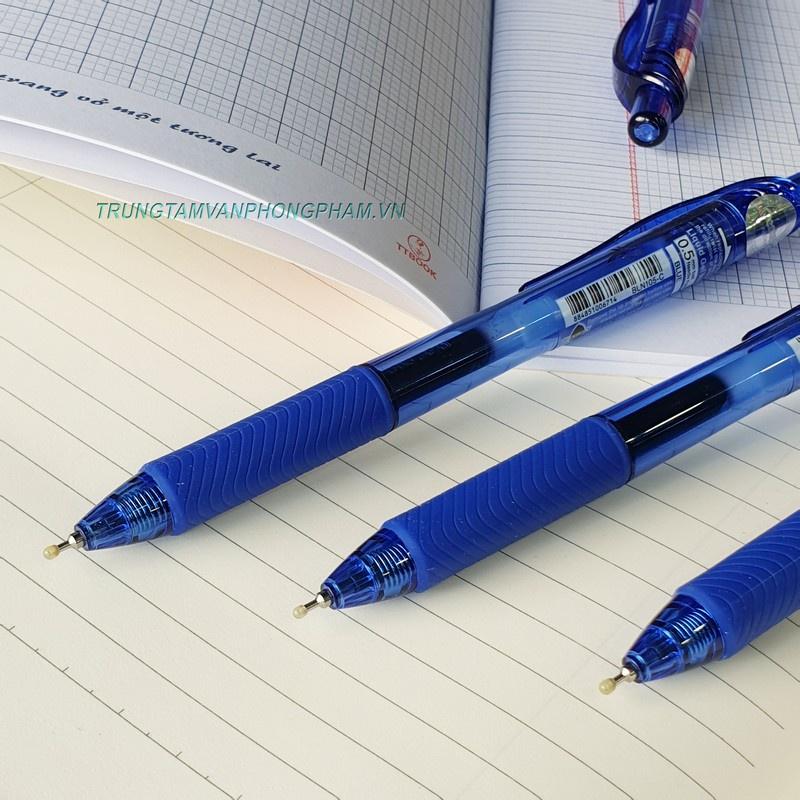 Bút Pentel Energel BLN105 nét 0.5mm mực màu xanh dạng gel bấm