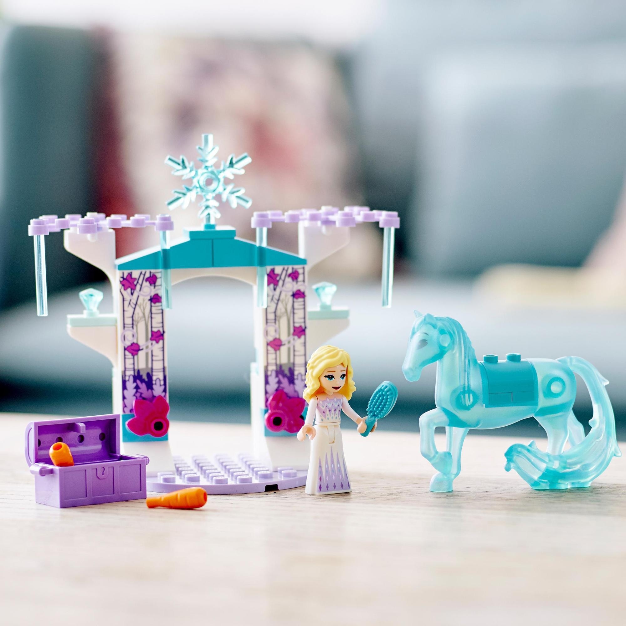 LEGO Disney Princess 43209 Elsa và ngựa băng giá Nokk (53 chi tiết)