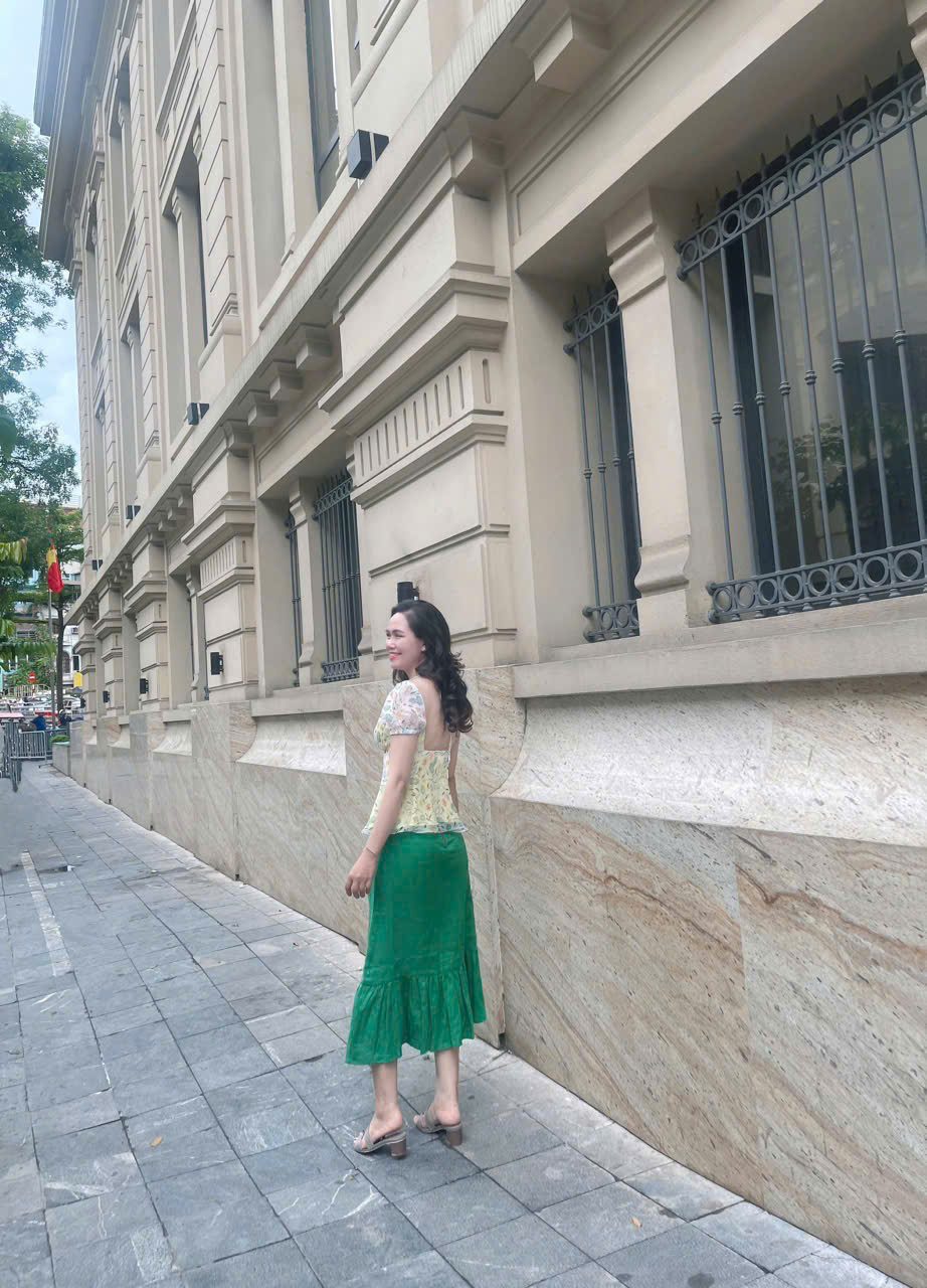 Áo Peplum Hở Lưng, Tay Phồng, Hoa Vàng Soleil thời trang thiết kế Hity Top222