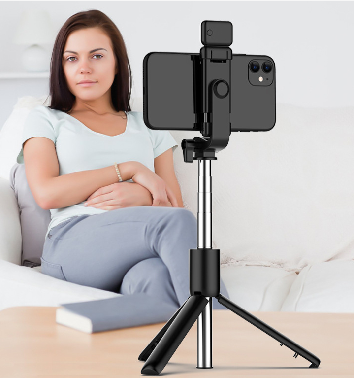 Gậy chụp ảnh selfie có tích hợp đèn Led, tripod hỗ trợ livestream, học online, quay tiktok vlog, xoay 360 độ dành cho các dòng điện thoại thông minh