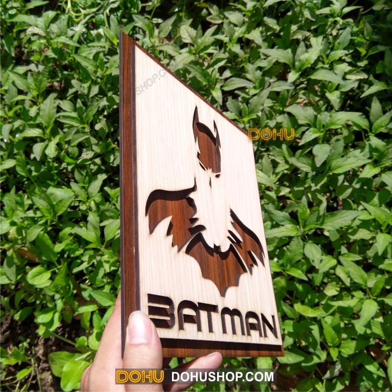 Tranh Treo Tường Batman Bằng Gỗ Handmade DOHU009: Người Dơi Batman - Thiết Kế Đơn Giản, Độc Đáo, Sang Trọng