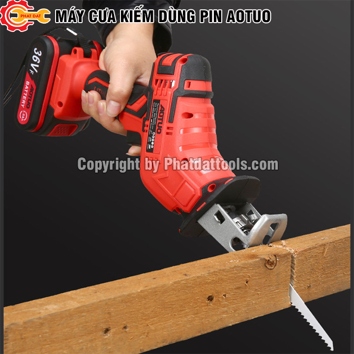 Máy cưa kiếm dùng pin Aotuo