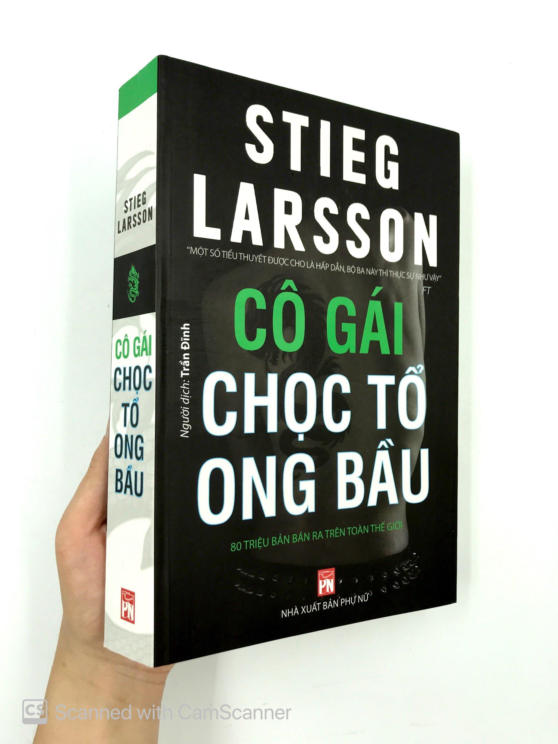 Cô Gái Chọc Tổ Ong Bầu (Tái Bản 2019)