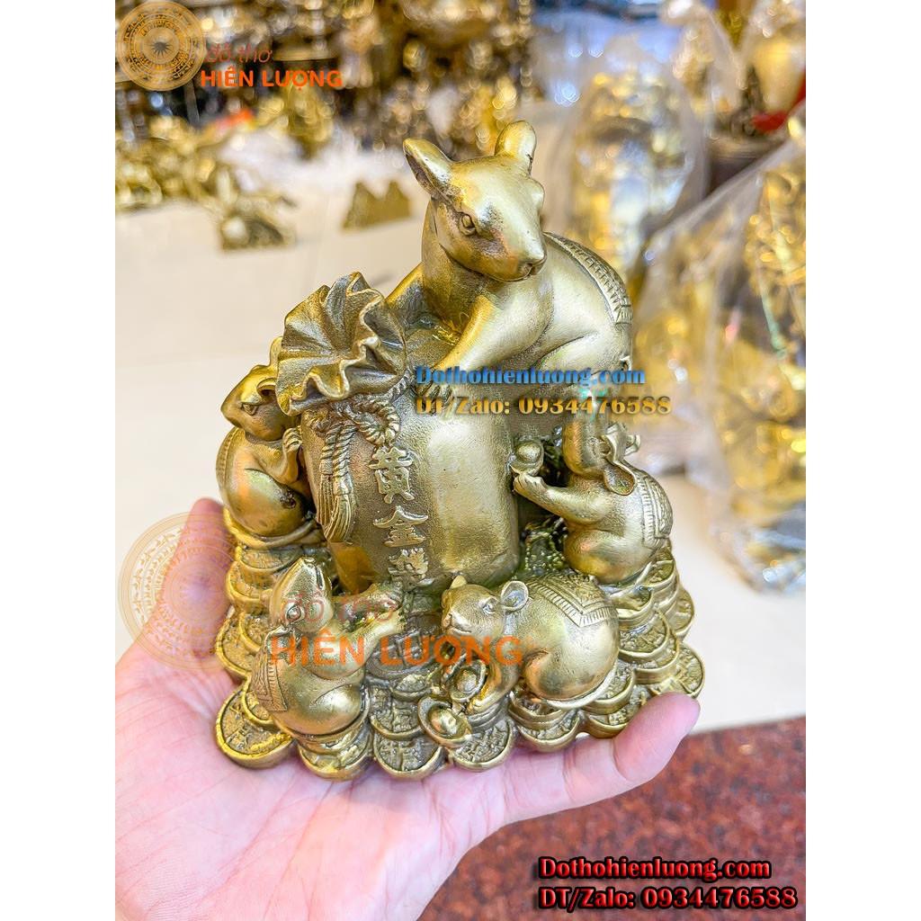 Tượng Gia Đình Chuột Ôm Bao Tiền Bằng Đồng Cao 15cm - Tượng Chuột Ngũ Phúc