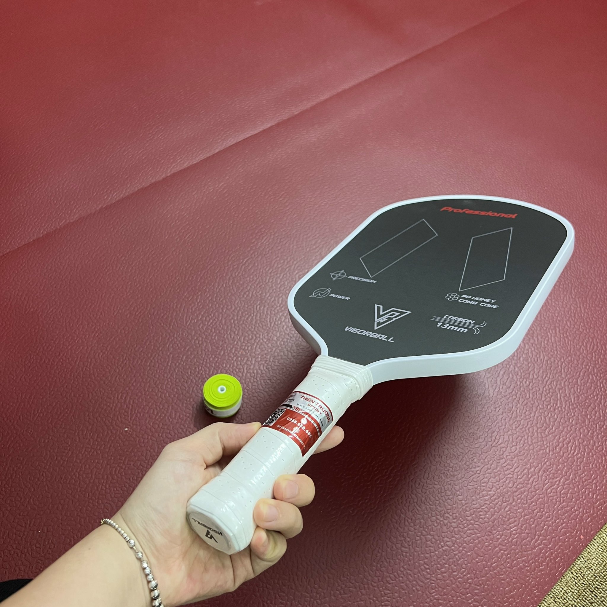 Vợt Pickleball 3K Carbon dày 13,5mm bề mặt carbon nhám bám bóng đạt tiêu chuẩn USAPA