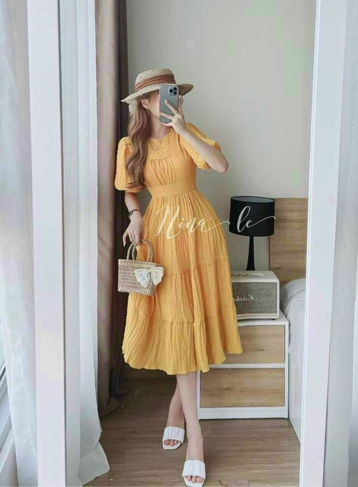 Đầm maxi cổ tròn vải xốp mặc mát cho ngày hè