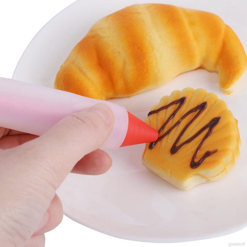 Bộ dụng cụ bút bơm kem trang trí bánh/kẹo