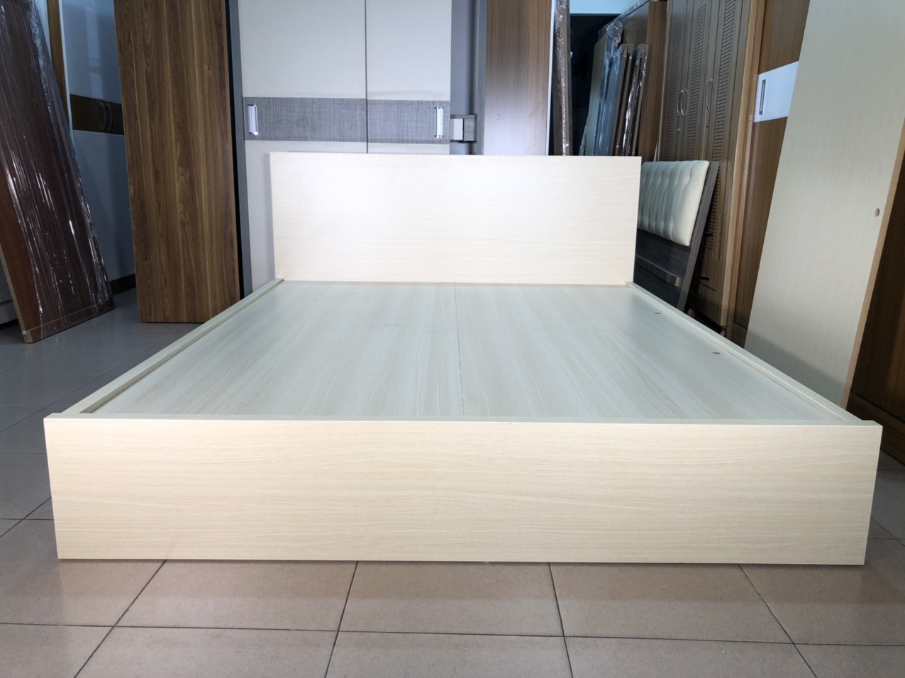 Giường Ngủ Gỗ MDF Phủ Melamine Cao Cấp Viva Màu Kem Học Kéo