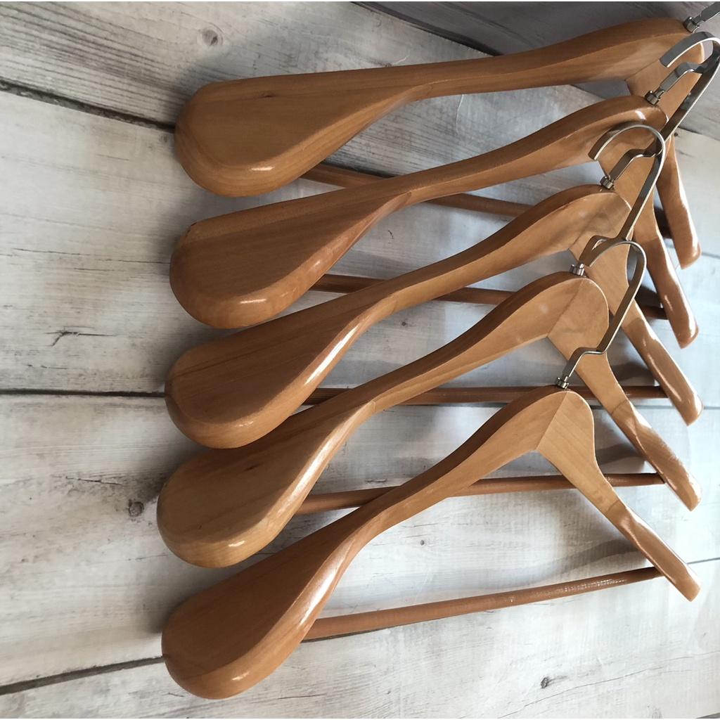 Móc treo quần áo, móc treo áo vest nam nữ cho cửa hàng và shop thời trang