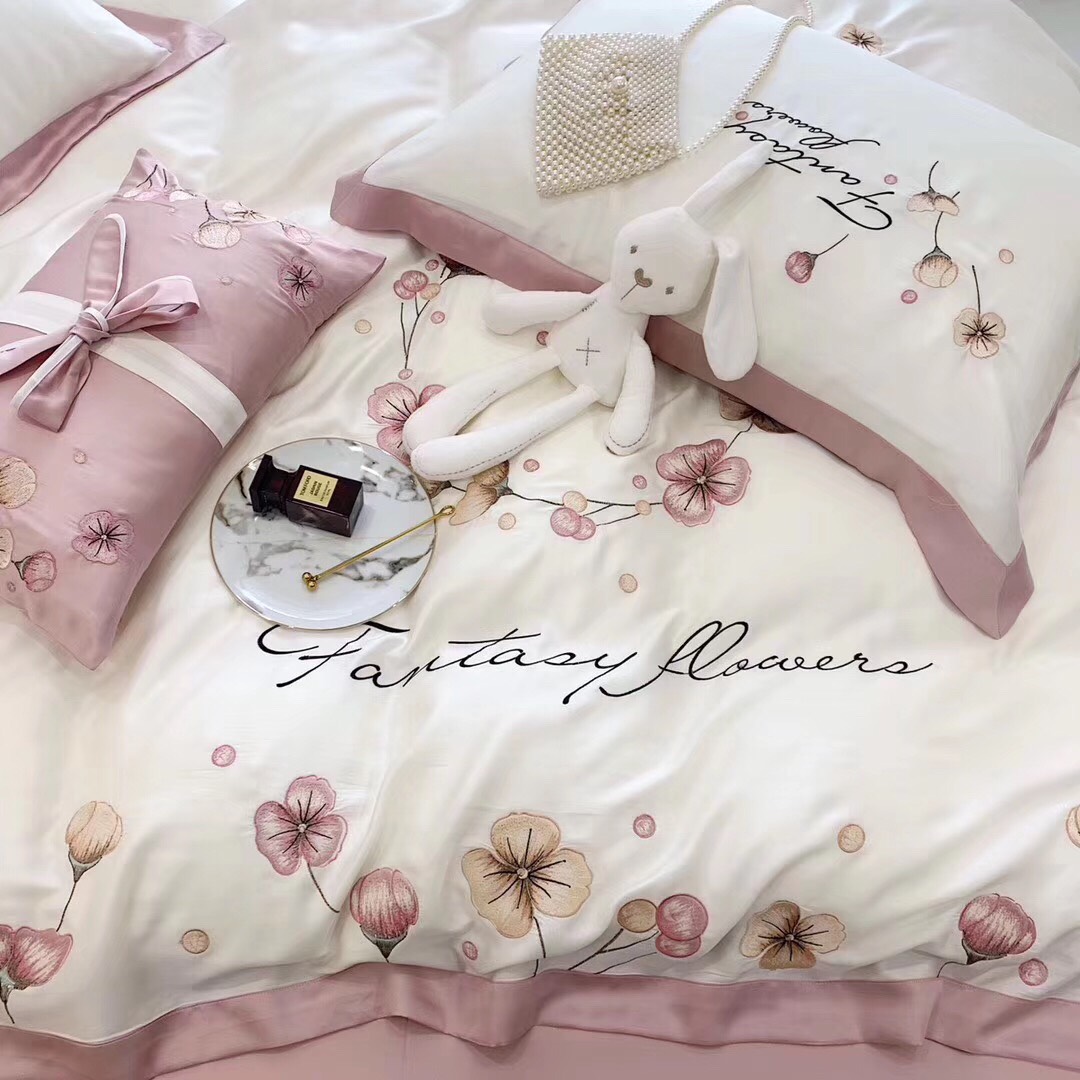 Bộ Chăn Ga Gối Lụa Tencel 60s Fantasy Flowers Cao Cấp