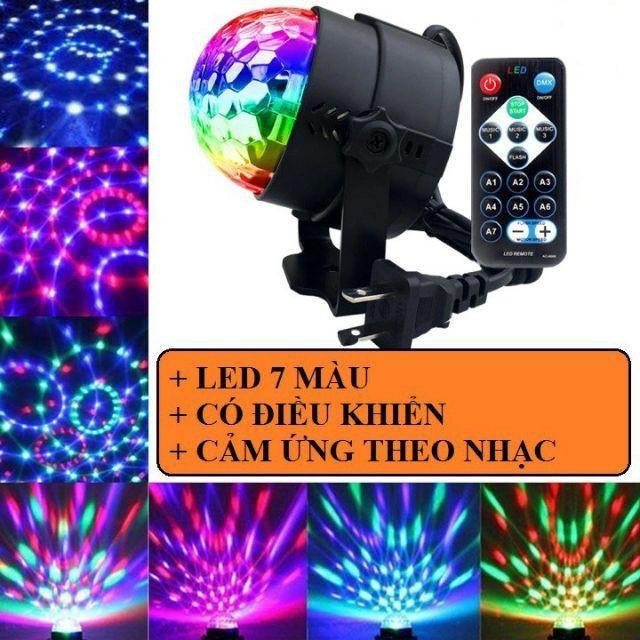 Đèn led xoay 7 màu cảm ứng theo nhạc cực đẹp có remote điều khiển.