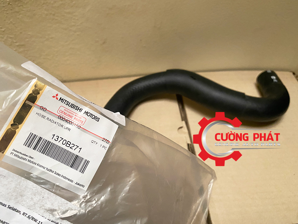 Ống cao su két nước Mitsubishi Xpander 1370B271, 1370B272