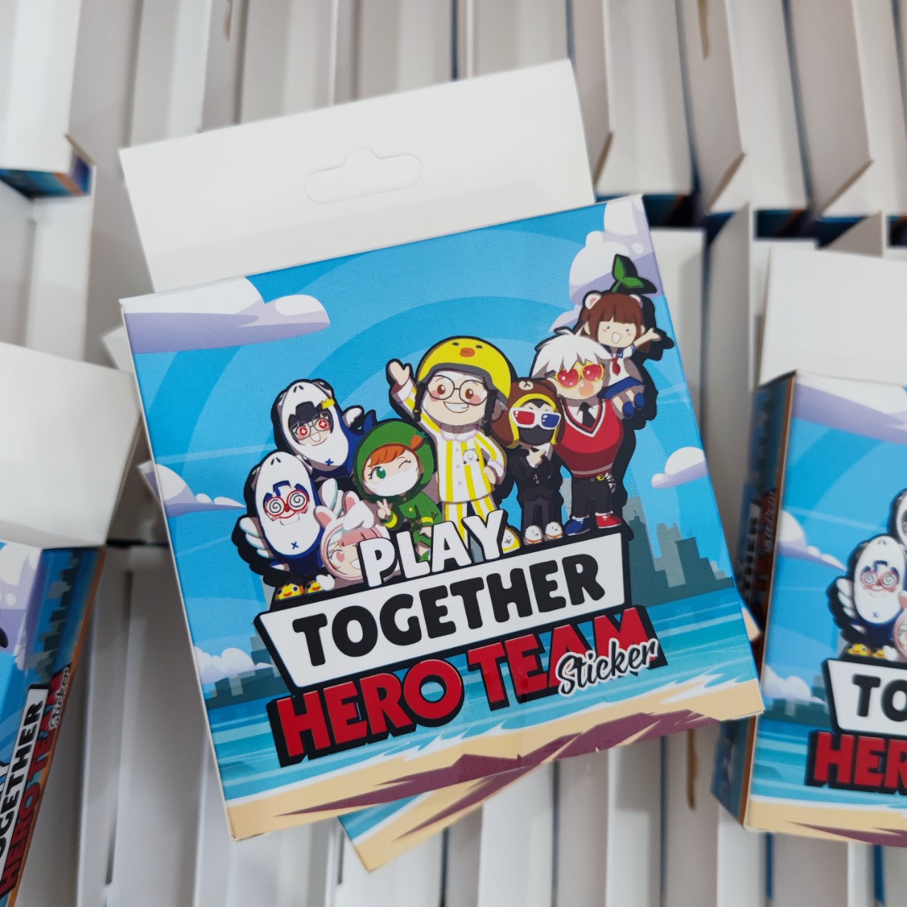 Sticker Play Together nhân vật Hero Team