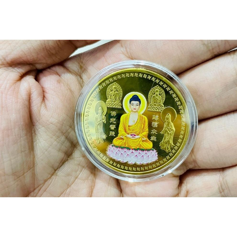 Đồng xu Đức Phật A Di Đà Tọa Đài Sen In Màu Phong thủy may mắn, tặng túi gấm đỏ