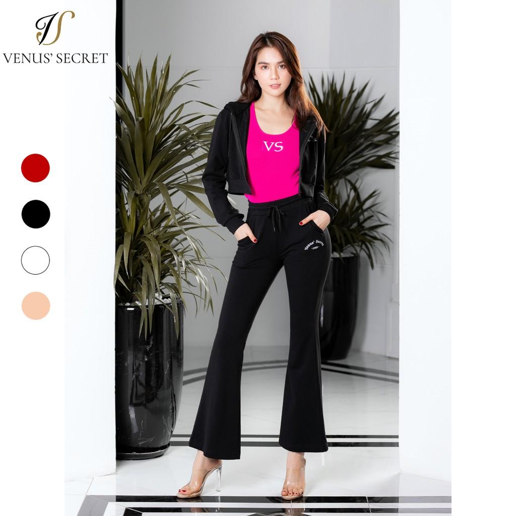 Bộ nỉ Venus' Secret áo croptop quần ống vẩy