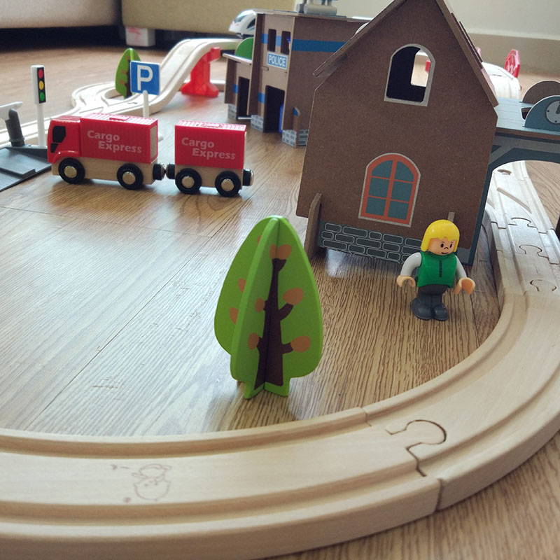 Đồ chơi gỗ - Đường ray tàu hỏa lắp ráp, đồ chơi cho bé trai năng động và kích thích sáng tạo - Ray 2
