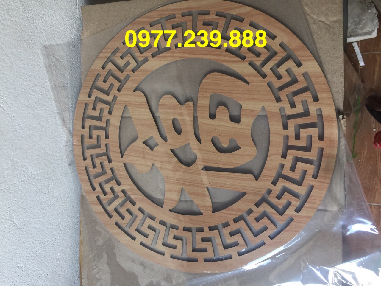 Chữ trang trí bàn thờ bằng alu